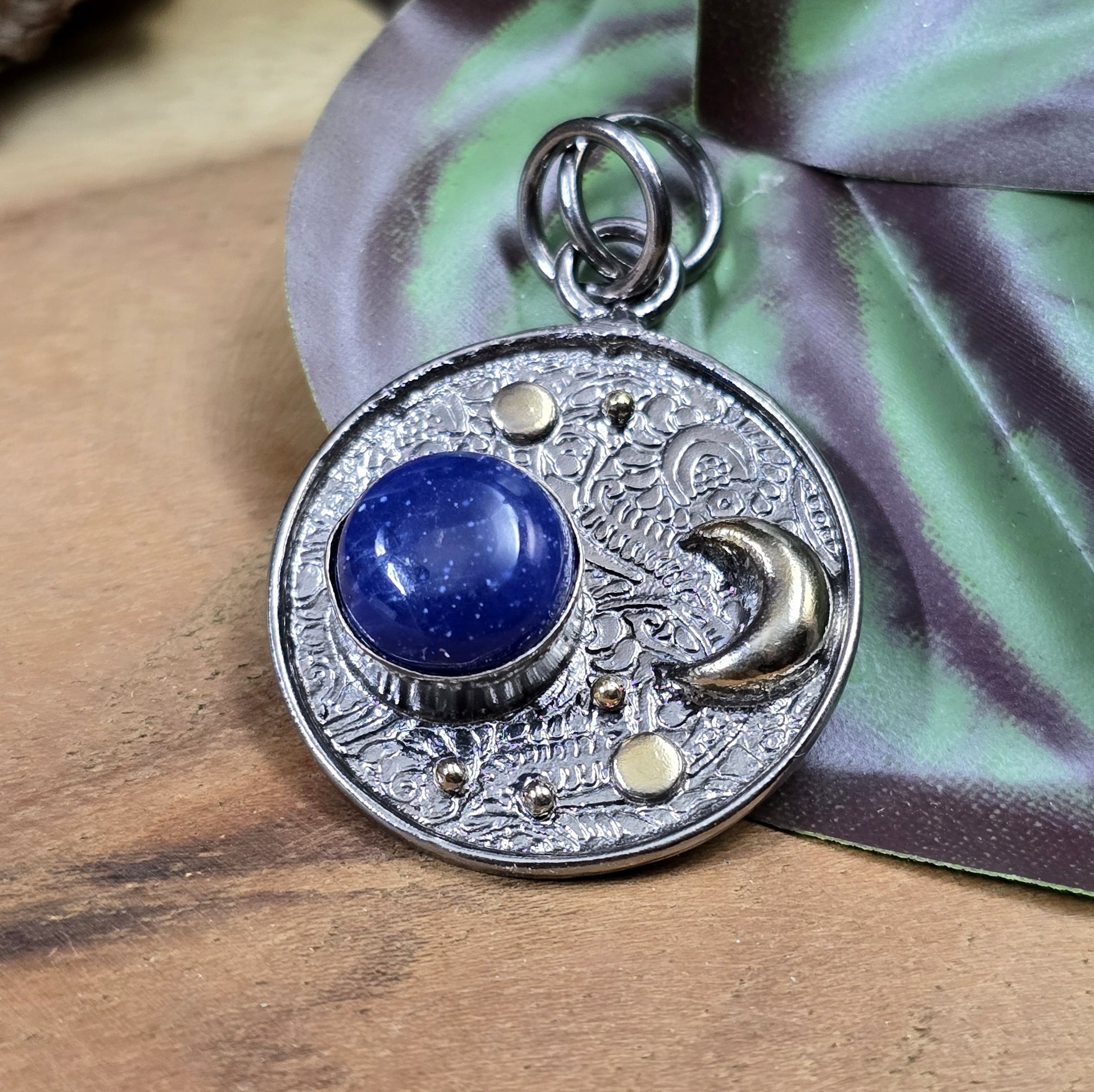 .925 Sterling Silber Anhänger, Sonne, Mond und Sterne mit Lapislazuli