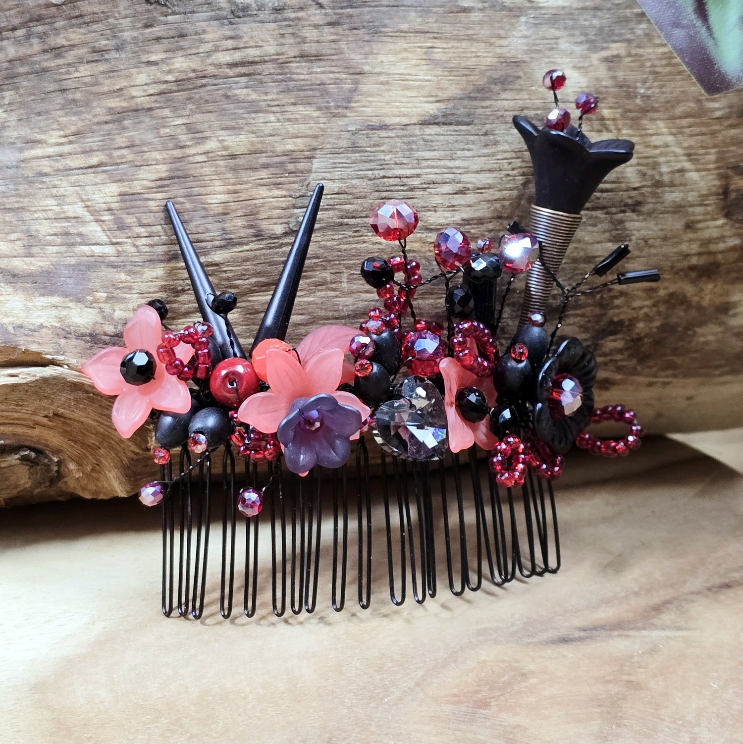 Haarkamm, Gothic Brautschmuck, Schwarz & Rot, Blumen, Blüten und Kristallglas