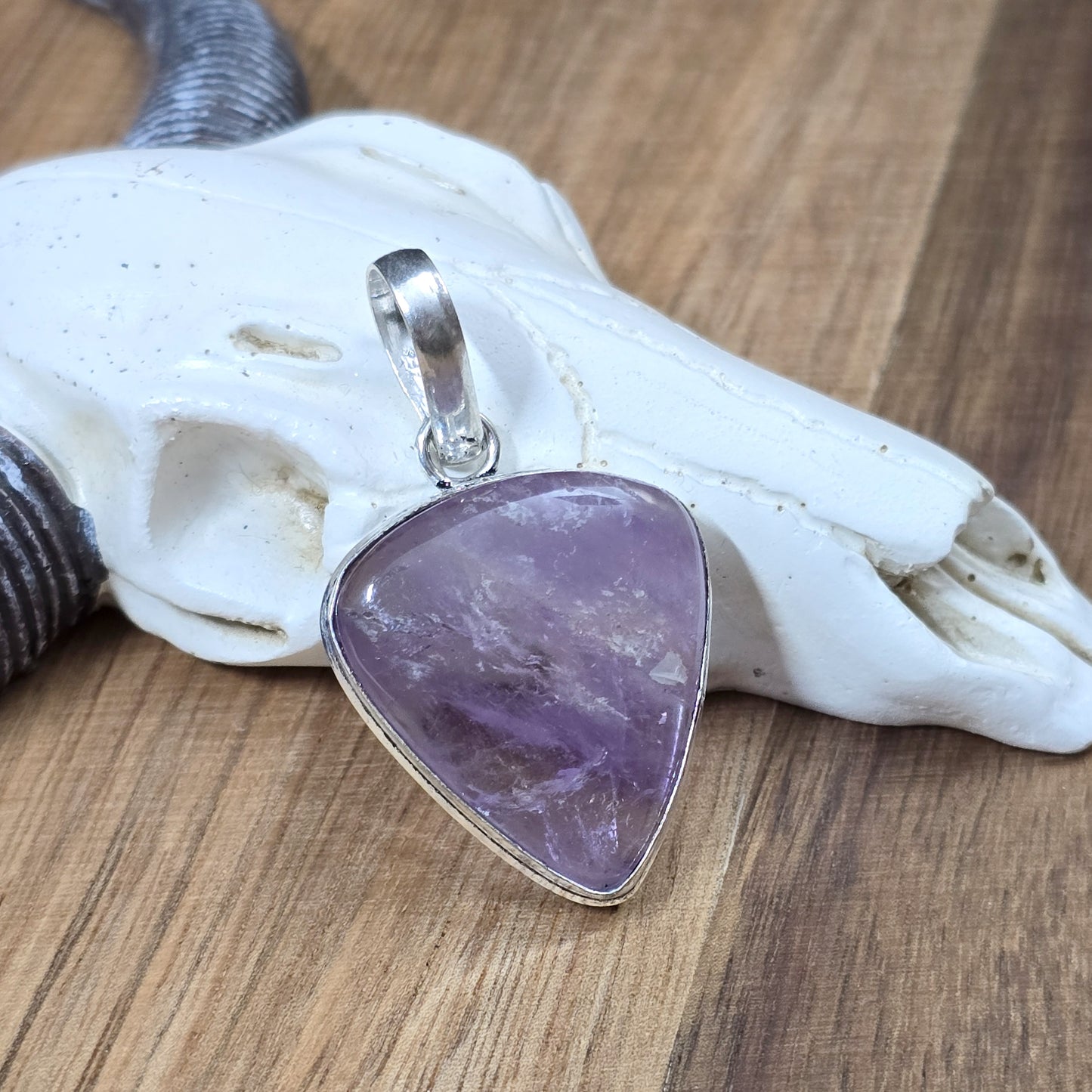 Anhänger .925 Sterling Silber mit großen, dreieckigen Amethyst, Kettenanhänger