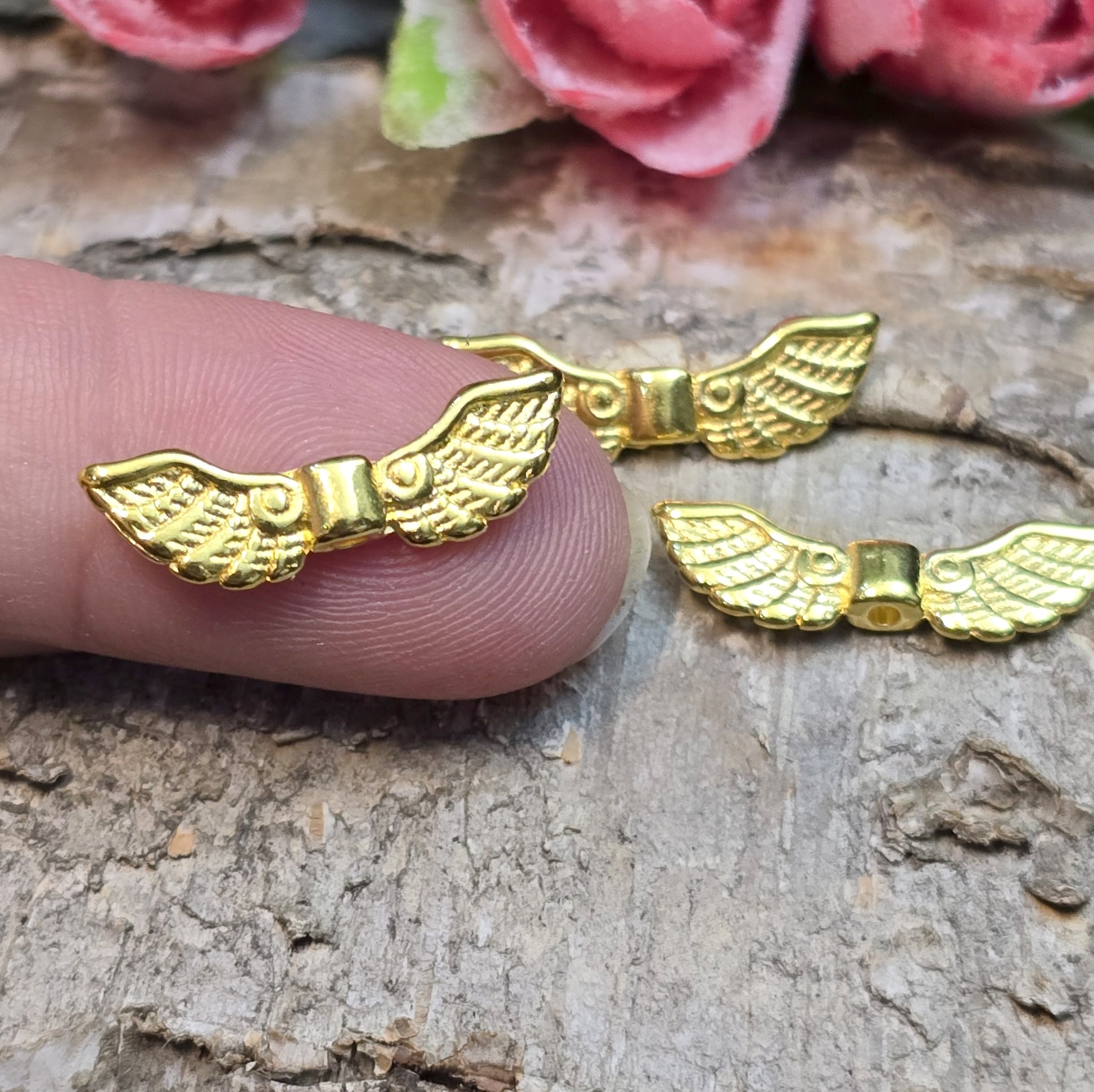 Vergoldete Engelsflügel-Perlen 21 mm – ideal für Schutzengel-Anhänger, DIY-Schmuck & Dekorationen