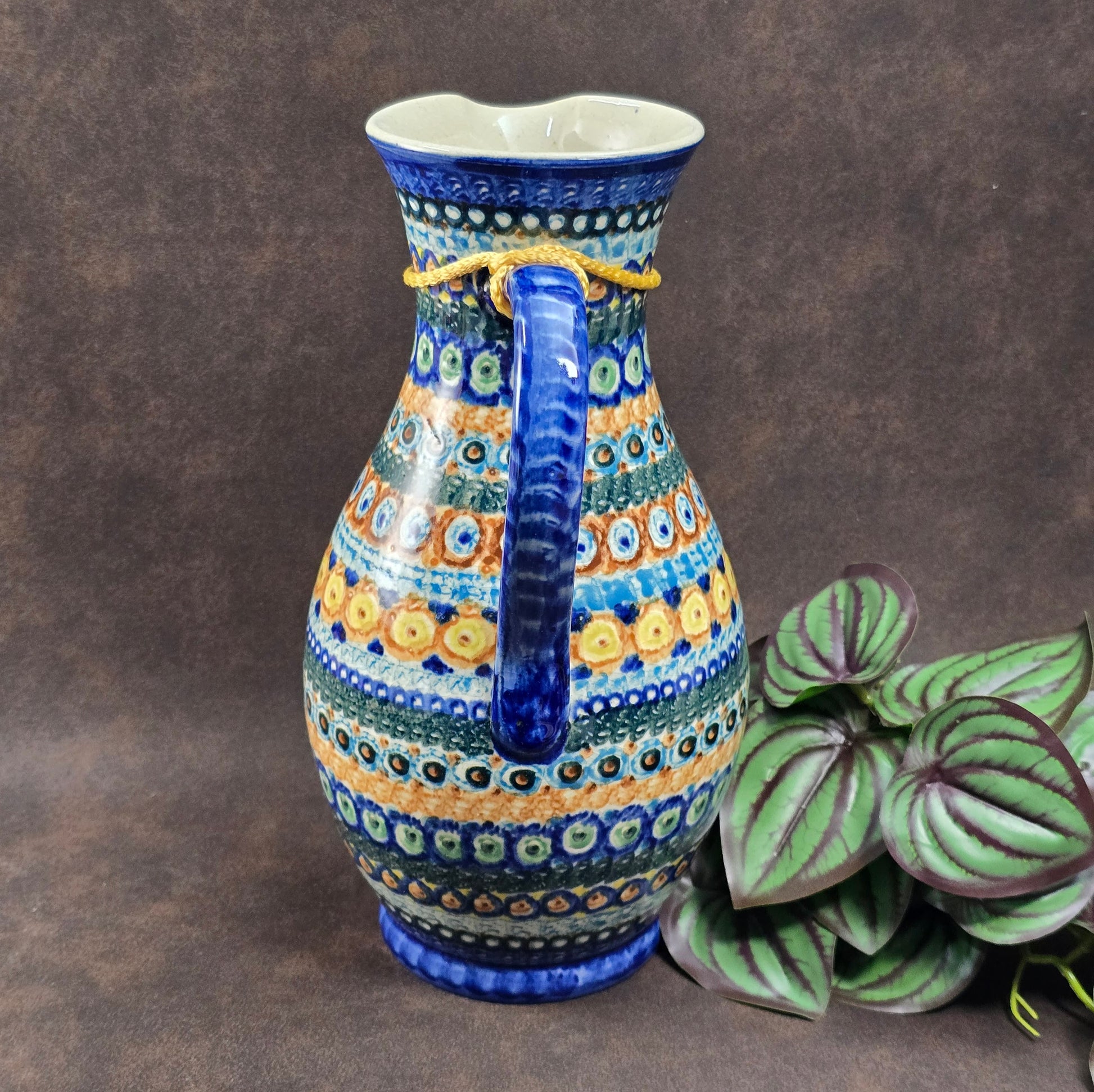 Bunzlauer Schwämmeldekor Krug DDR 1970, handgetöpfert von M. Jürgel. 1,2L Volumen, 25 cm hoch. Sehr guter Vintagezustand, perfekt als Vase oder Sammlerstück.