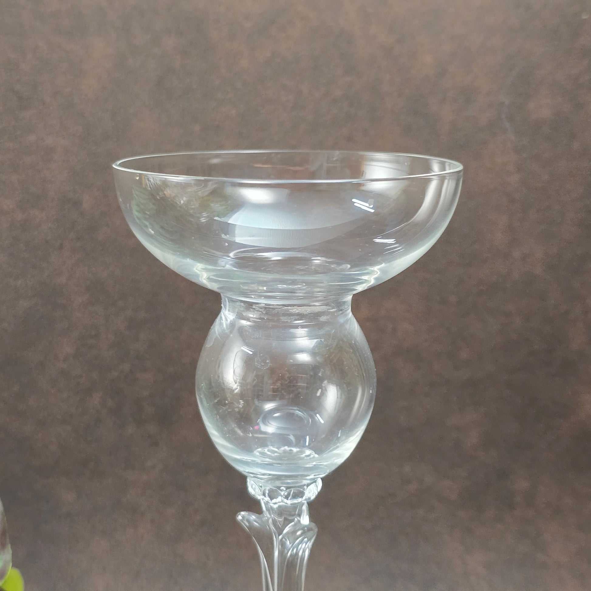 Zwei dekorative Kristall-Kerzenhalter von Schott Zwiesel, ca. 1988–1993. Vielseitig einsetzbar – ideal für Vintage Wohnung oder als edles Geburtstagsgeschenk.