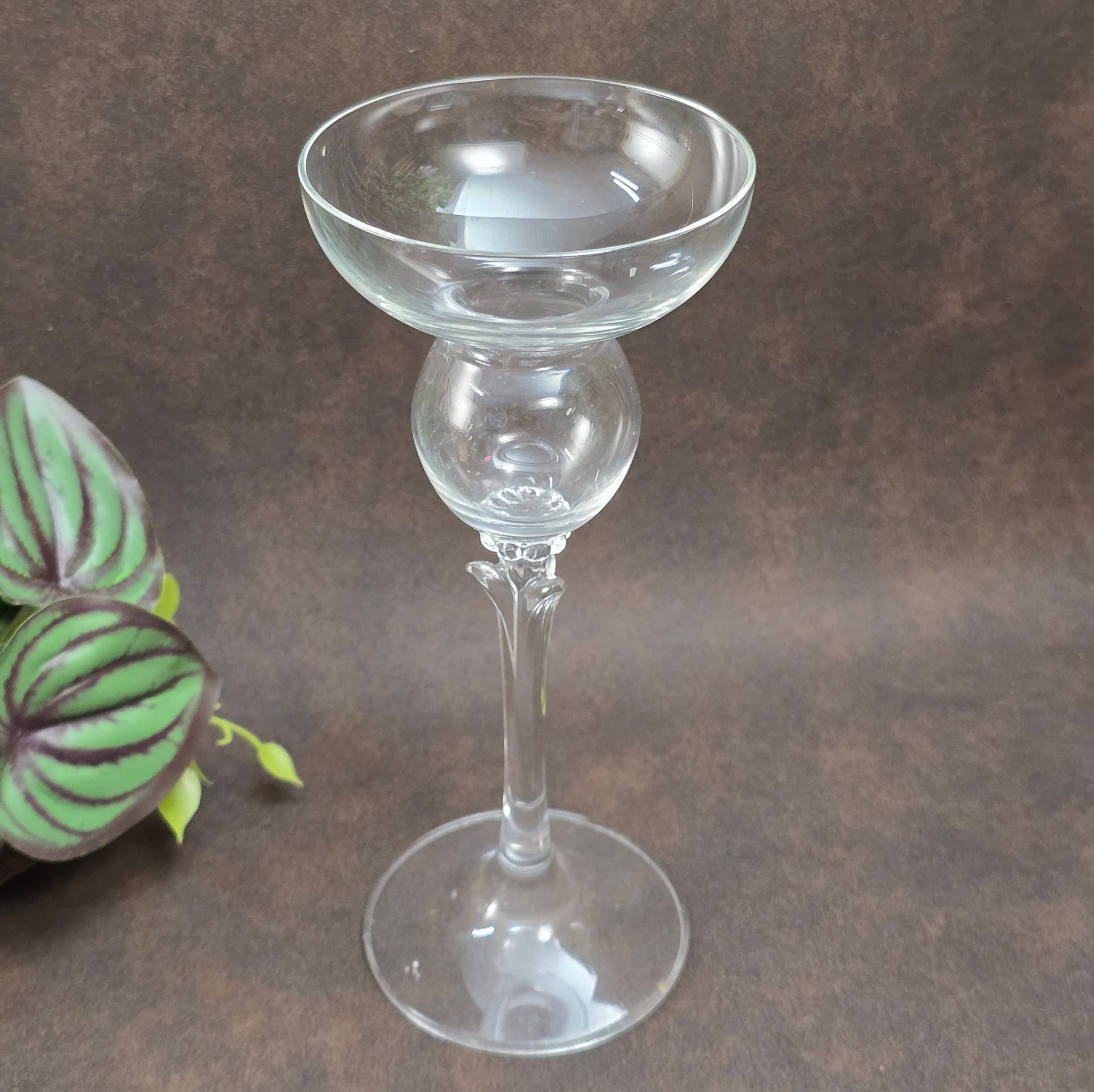 Zwei dekorative Kristall-Kerzenhalter von Schott Zwiesel, ca. 1988–1993. Vielseitig einsetzbar – ideal für Vintage Wohnung oder als edles Geburtstagsgeschenk.