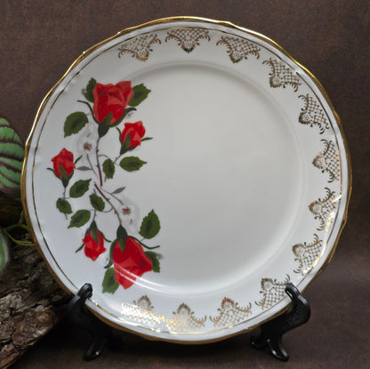Romantisches Vintage-Gedeck von Chodziez, Polen, ca. 1970–80er. Mit Rosen- & Golddekor – 3-teilig, sehr gut erhalten. Ideal für Sammler:innen & Retro-Küchen!