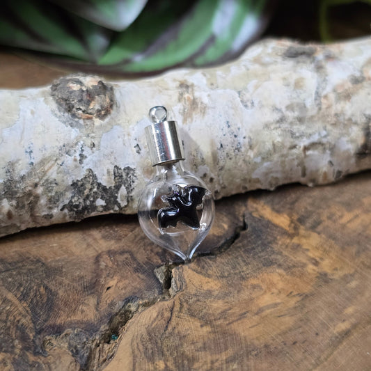 Glasphiole mit schwarzem Fledermaus-Motiv, DIY Schmuckflasche zum Befüllen, 3-teiliges Set mit Kappe – für Ketten, Anhänger & Bastelideen.