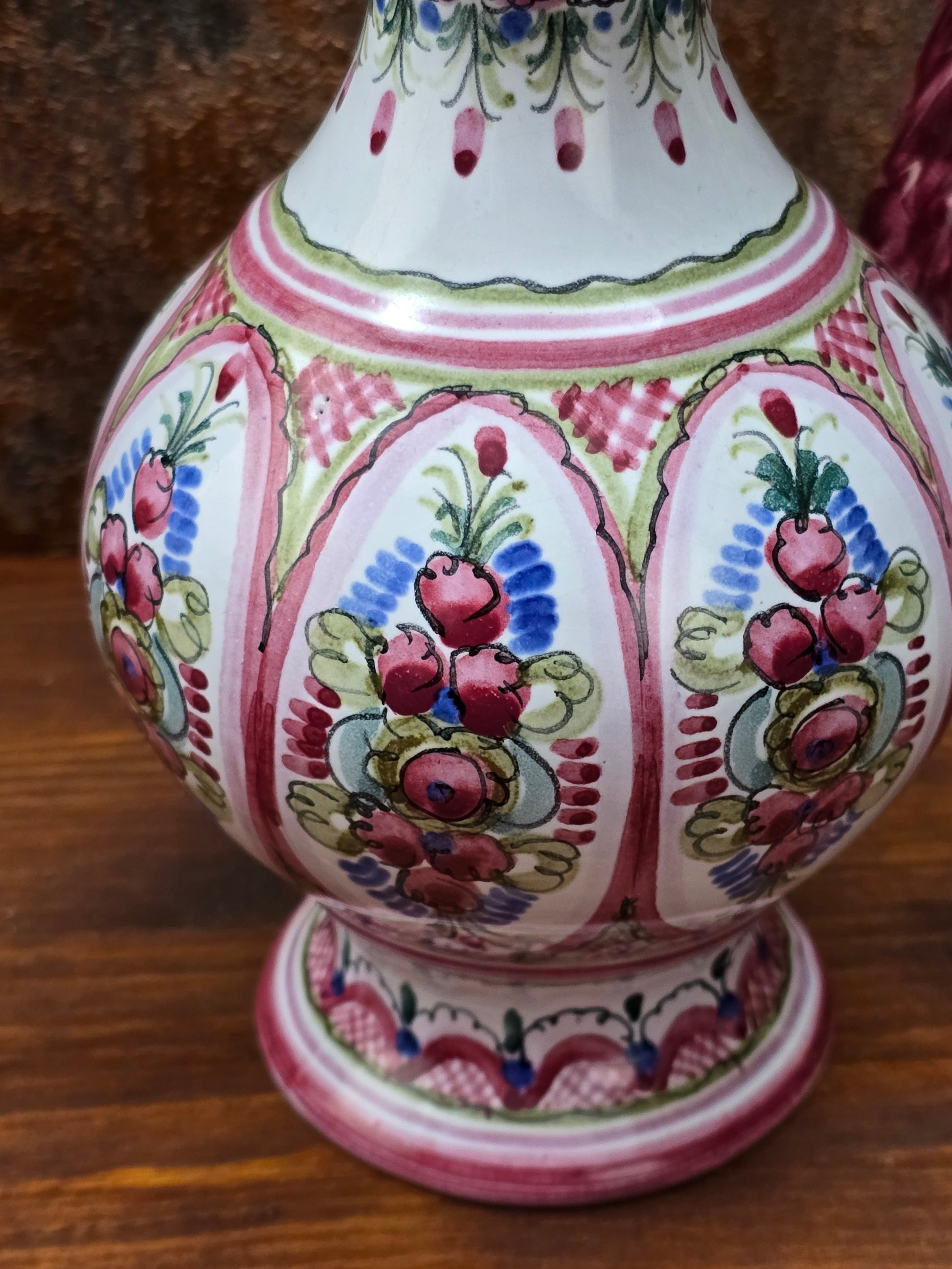 Handbemalter Vintage Keramikkrug mit Zinndeckel von Keck Keramik Bayern, Studio-Handwerkskrug der späten 1980er Jahre in traditioneller Volkskunstbemalung.