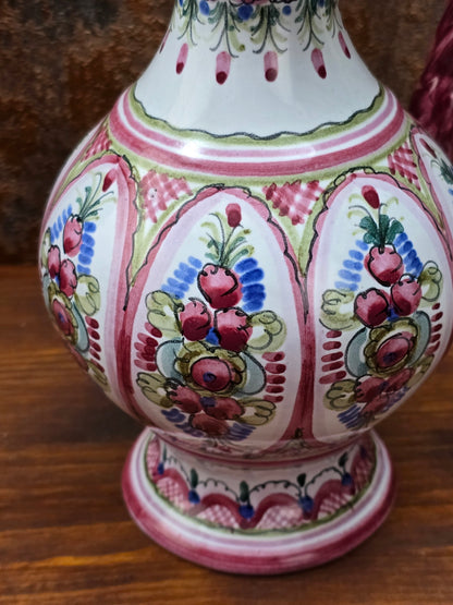 Handbemalter Vintage Keramikkrug mit Zinndeckel von Keck Keramik Bayern, Studio-Handwerkskrug der späten 1980er Jahre in traditioneller Volkskunstbemalung.