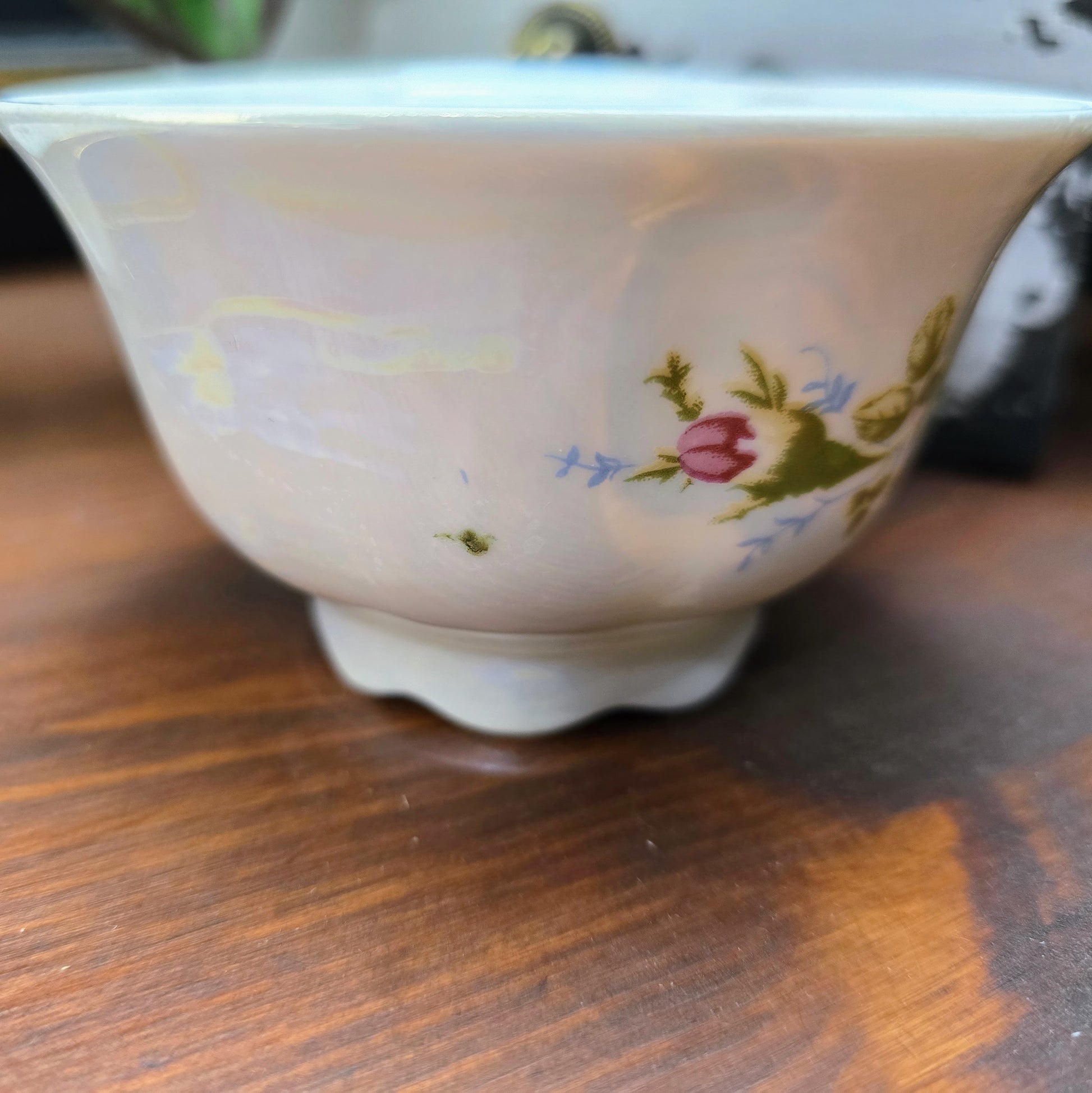 Jarolina Vintage Sammelgedeck (1970er): Lusterware mit Rosen & Golddekor – Tasse, Untertasse, Teller – stilvoll & romantisch!