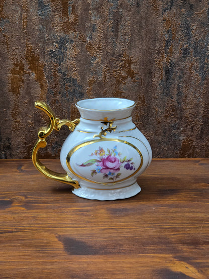 Karlsbad Trinkbecher aus Porzellan mit reichem Golddekor, tschechoslowakische Bädertasse der 1970er Jahre, Exportmarke JOME.