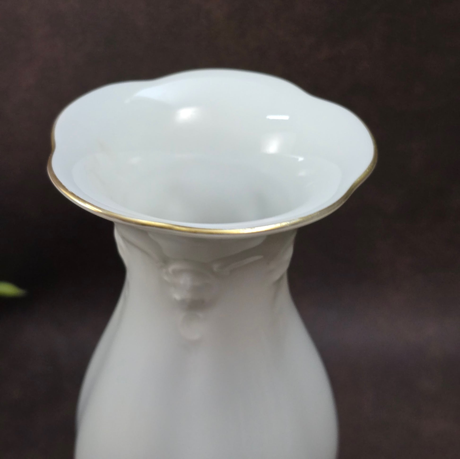 Rosenthal Vase im Rokoko-Stil (ca. 1970), Classic Rose Serie. Mit Goldrand, floralem Dekor & elegantem Fuß – ideal für stilvolle Vintage Deko.