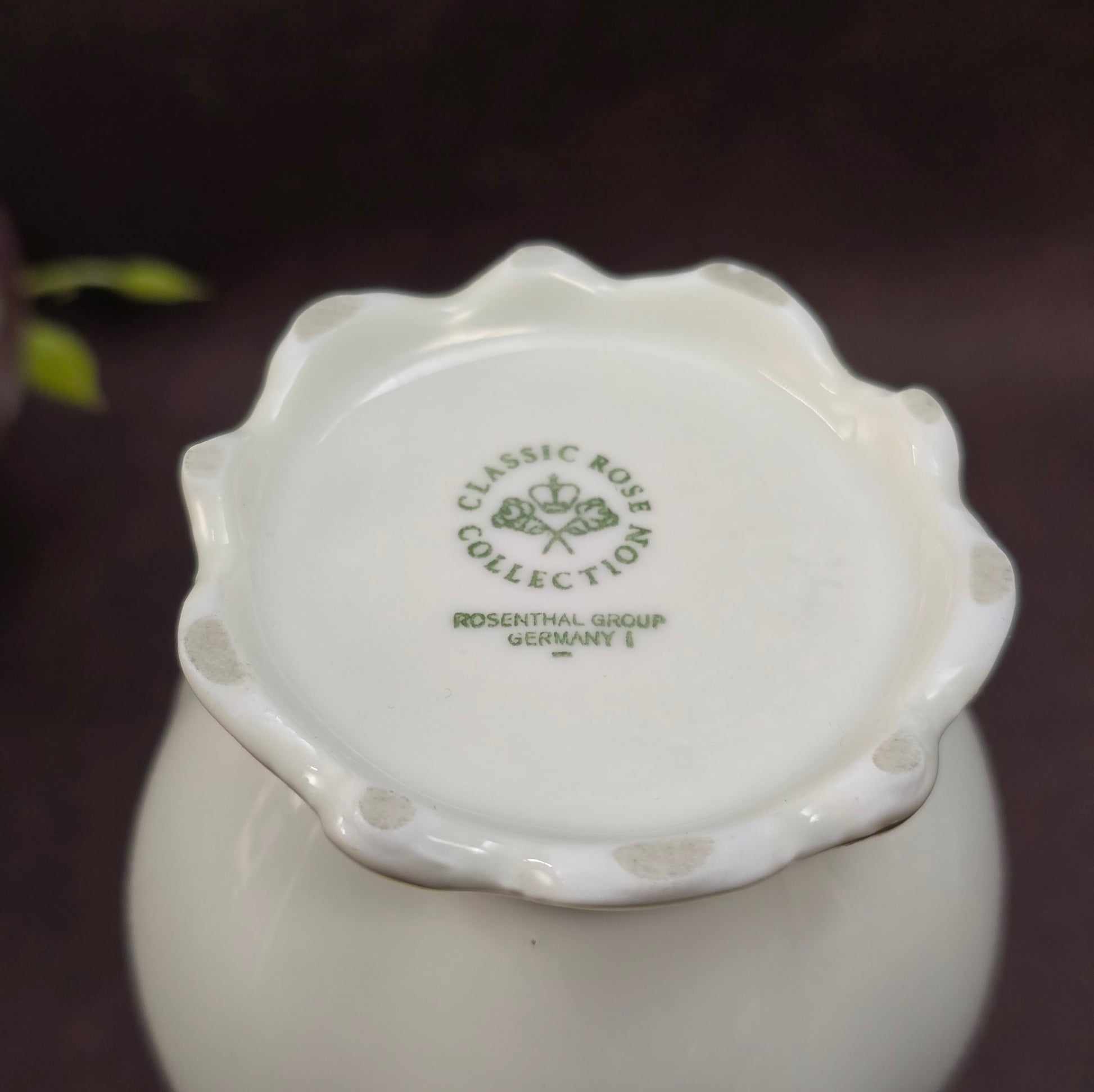 Rosenthal Vase im Rokoko-Stil (ca. 1970), Classic Rose Serie. Mit Goldrand, floralem Dekor & elegantem Fuß – ideal für stilvolle Vintage Deko.