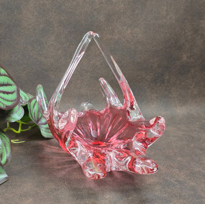Rubinrote Designer-Glasschale im Stil von Josef Hospodka – stilvoll, authentisch, Mid-Century. Ideal für Sammler:innen oder Designfans.