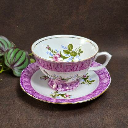 Wunderschönes Porzellan-Gedeck im Chodzież-Stil der 1970er mit Rosenmotiv & Goldrand – perfekt für Vintage-Wohnungen, Tea Time oder als Geburtstagsgeschenk.
