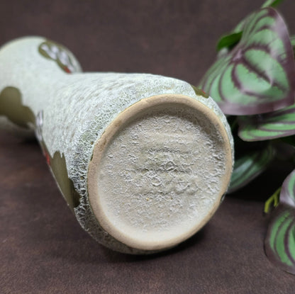 Vintage-Keramikvase Jasba 602/19 aus den 60ern – grün-weiß mit sonnengelbem Innenraum, Putzstruktur, guter Zustand. Charmanter Designklassiker für dein Zuhause.