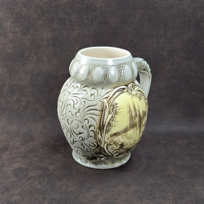 Porzellankrug mit Albrechtsburg-Relief von der Sitzendorfer Porzellanmanufaktur, detailverliebt gestaltet, Vintage, 1950er–1970er Jahre.