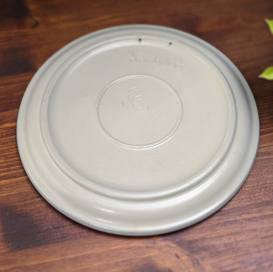 Signierter Wandteller (Ø 19 cm) von Elfriede Balzar-Kopp – Vintage-Steinzeug mit Salzglasur aus den 60ern in Topzustand.