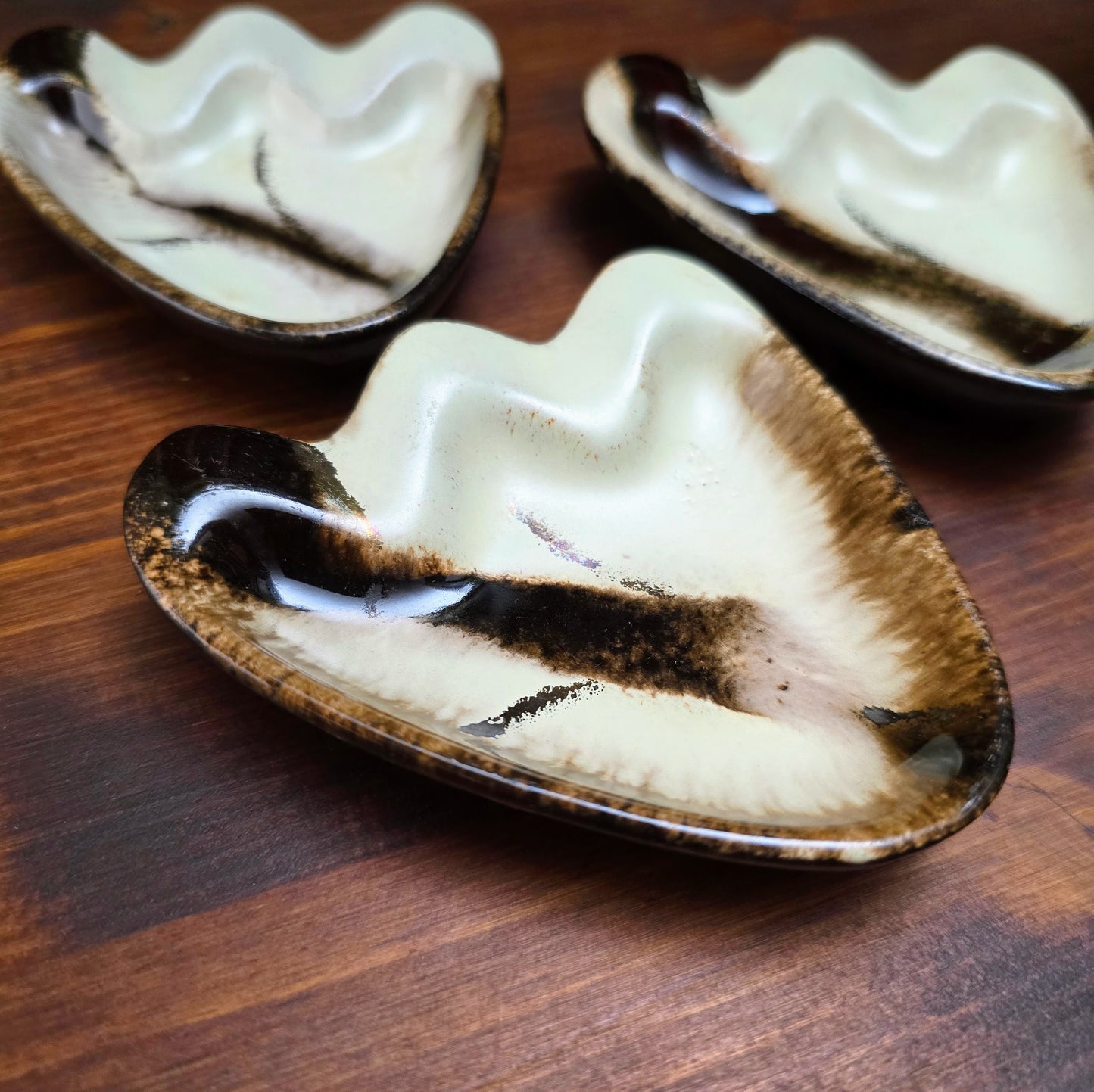 Bay 3er Aschenbecherset mit Laufglasur Beige/Braun – 1960er Jahre – West German Pottery im Mid Century Look – top Zustand, dekorativ & funktional.