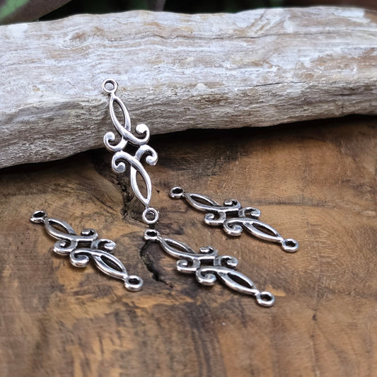 4 filigrane Schmuckverbinder in Antik Silber, 29 mm – ideal für Ketten, Elfen- & LARP-Schmuck. Leicht & stilvoll für kreative DIY-Projekte.