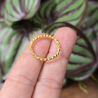 4 goldfarbene, diamantierte Verbindungsringe 20 mm, geschlossen, für Schmuckdesign, Ketten, Ohrringe und kreative Projekte.