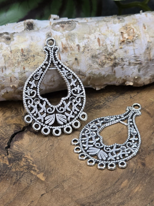 Antiksilber Schmuckverbinder im Tropfen-Design als 2er Set für DIY Ohrringe