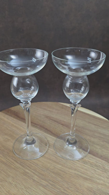 Zwei dekorative Kristall-Kerzenhalter von Schott Zwiesel, ca. 1988–1993. Vielseitig einsetzbar – ideal für Vintage Wohnung oder als edles Geburtstagsgeschenk.