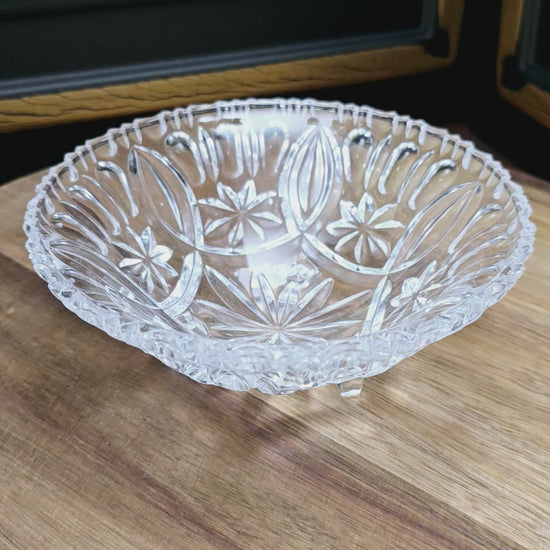Edle Vintage Kristallschale mit Fuß & Dekorschliff – 60er Jahre Midcentury Deko – perfekt für Schmuck, Süßes oder als Sammlerstück
