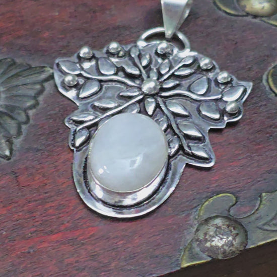 Jugendstil-Anhänger mit schimmerndem Mondstein aus .925 Sterling Silber – Eleganter Kettenanhänger für zeitlose Schönheit