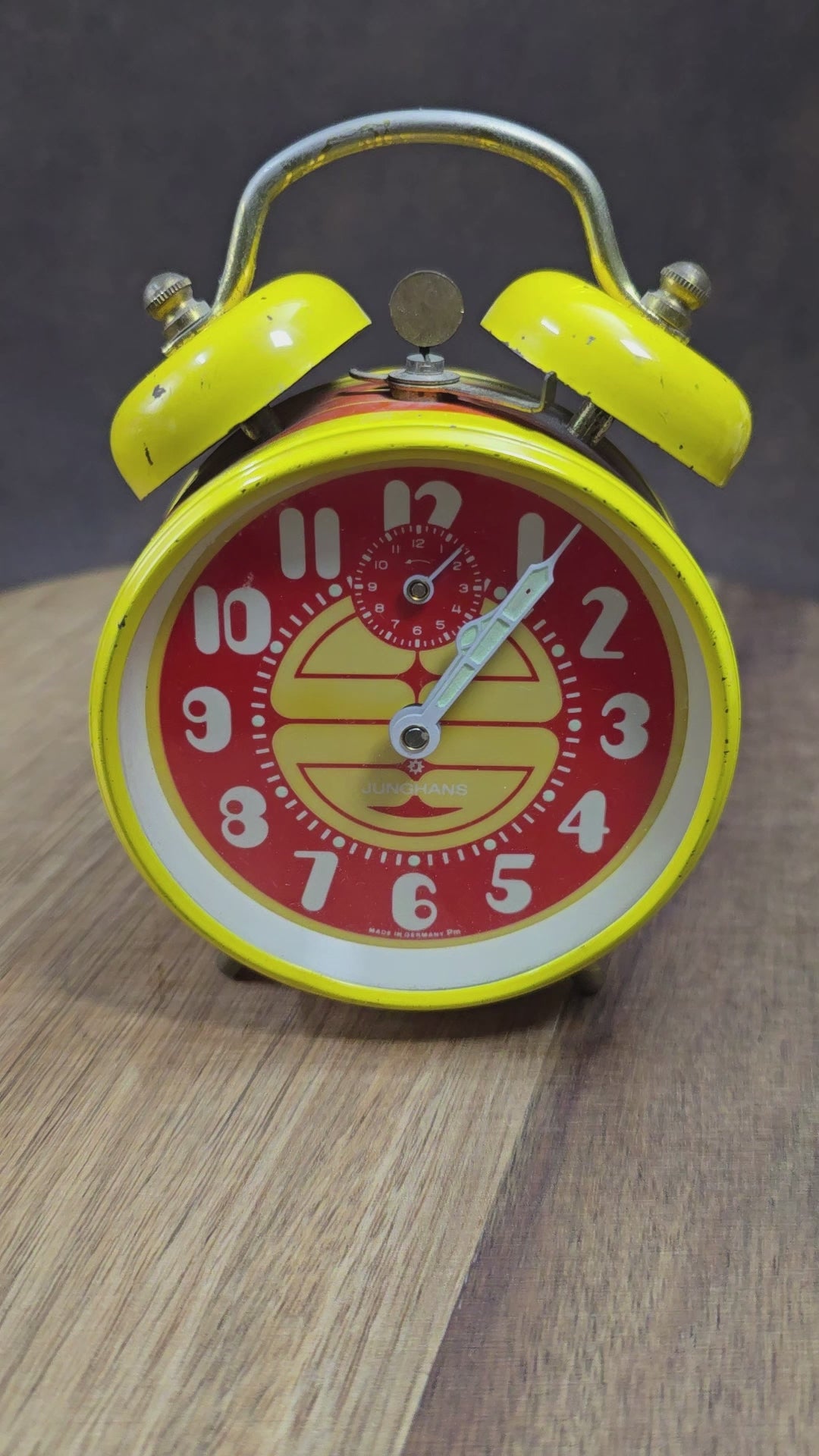 Original Junghans Retro-Wecker 60er, Gelb-Orange, Deko & Bastlerobjekt