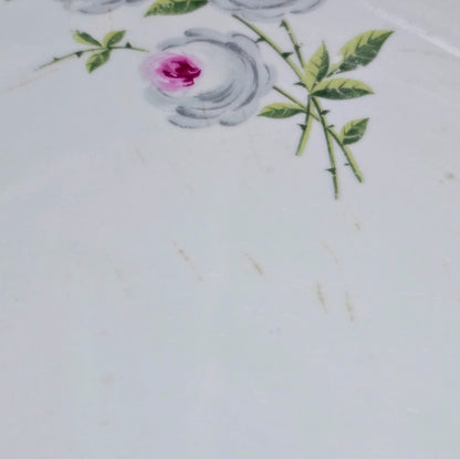 Servierplatte mit Rosenmotiv von Stadtlengsfeld Porzellan (DDR, 60er/70er). Ideal für Fleisch, Plätzchen oder als Deko. Zwei Zustände verfügbar – jetzt entdecken!