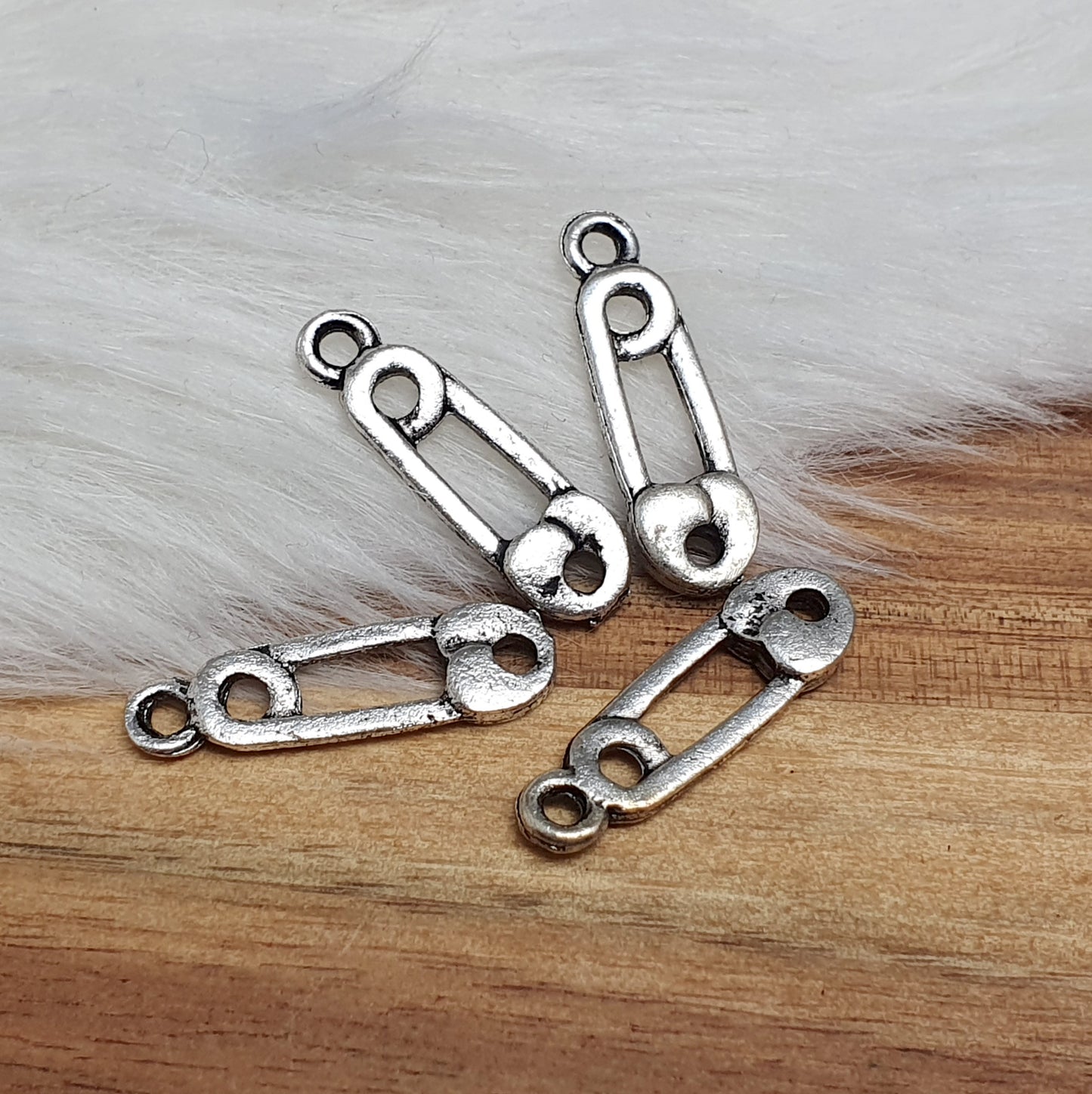 16 Anhänger, Charms, Sicherheitsnadel, 23mm, antik silberfarbig, Schmuck DIY