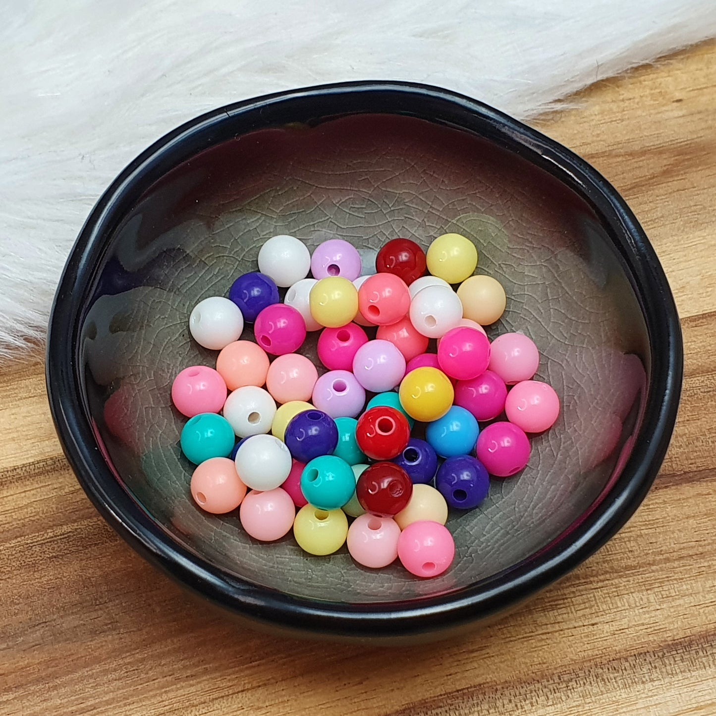 50 Perlen aus Acryl, Opak im Farbmix, 8mm