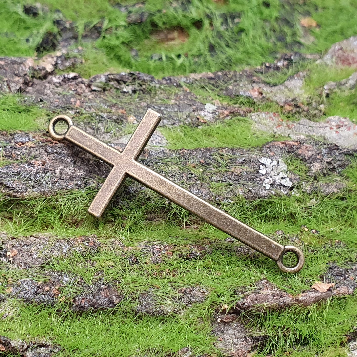 Verbinder für Armschmuck ~ Kreuz ~ 50mm, antik bronzefarbig