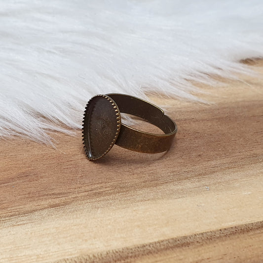 Ring Rohling, Ringschiene, mit Klebewanne Träne, 13x10mm, antik bronzefarbig, unisize