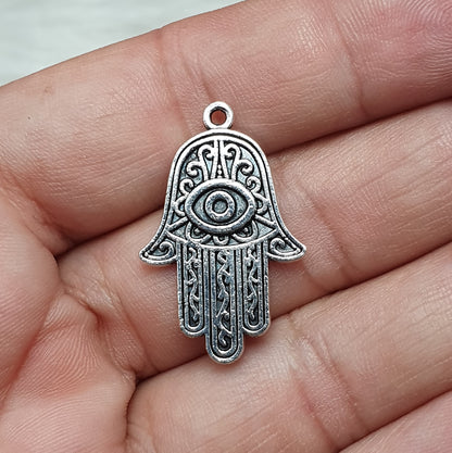 1x Anhänger Hamsa Hand, antik silberfarbig, 28mm