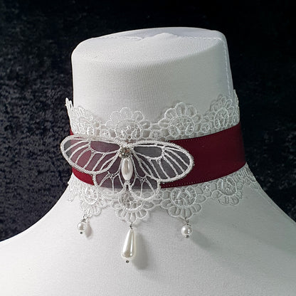 Choker, Velours & Spitze, Bordeaux & Weß, mit Schmetterling, Kropfband, Dirndlschmuck