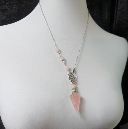 Pendelkette. Pendel Rosenquarz mit Hamsa Hand, Schutz, Liebe, Güte