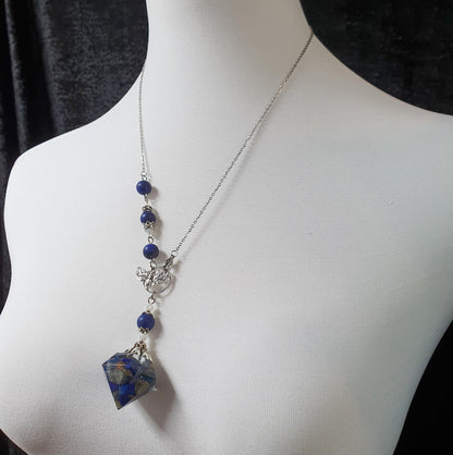 Pendelkette, Pendel Lapis Lazuli mit Motte, Transformation