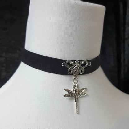 Choker, schwarzes Samtband mit Libelle & Ornament