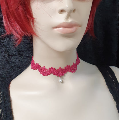 Zarter Choker rote Ätzspitze, Blumen, Bogenkante