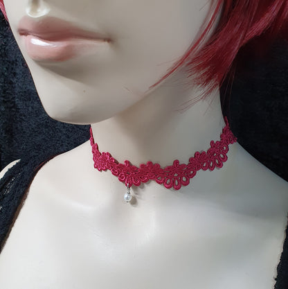 Zarter Choker rote Ätzspitze, Blumen, Bogenkante