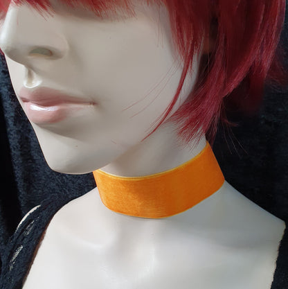 Weicher Choker, Samt, Knallorange, 4cm breit