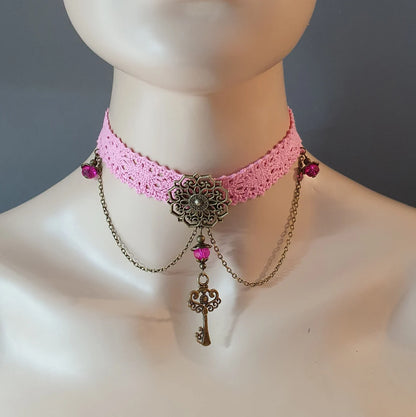 Halsband, Mandala, Häkelband altrosa, Pink, Antik Bronzefarbig