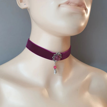 Choker aus violettem Samt mit Rose, Gothic, Cosplay