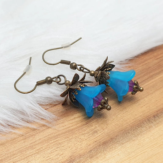 Ohrhänger, Romantik Look, mit Glockenblume, Blau/Bronze
