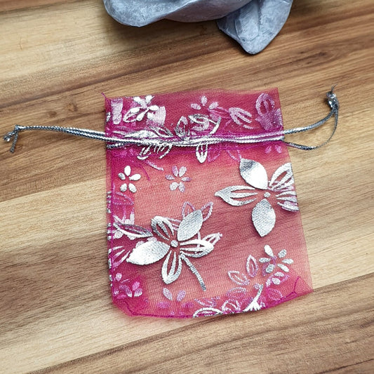 5 kleine Beutel aus pinkem Organza mit Blumenmotiv & Zugband, 7 x 9cm